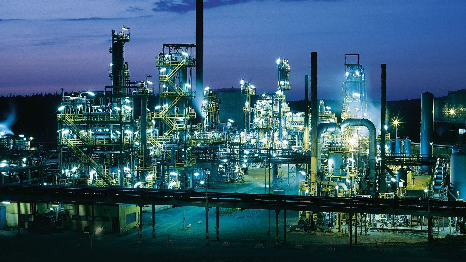 1920x1080 Oil Refinery Wallpaper .