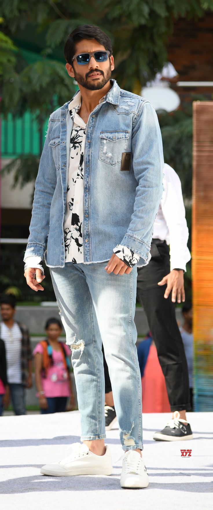 736x1757 Naga Chaitanya HD Stills From Savyasachi News XYZ