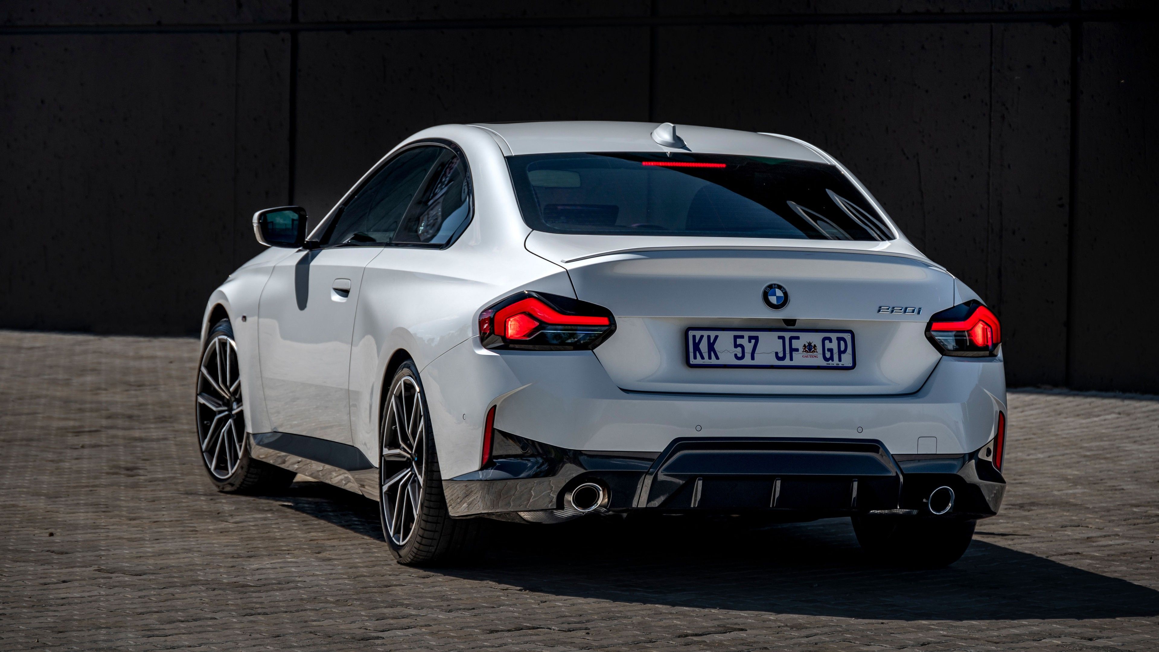3840x2160 BMW 220i Coupé M Sport 2022 5K 3 Wallpaper Car Wallpaper