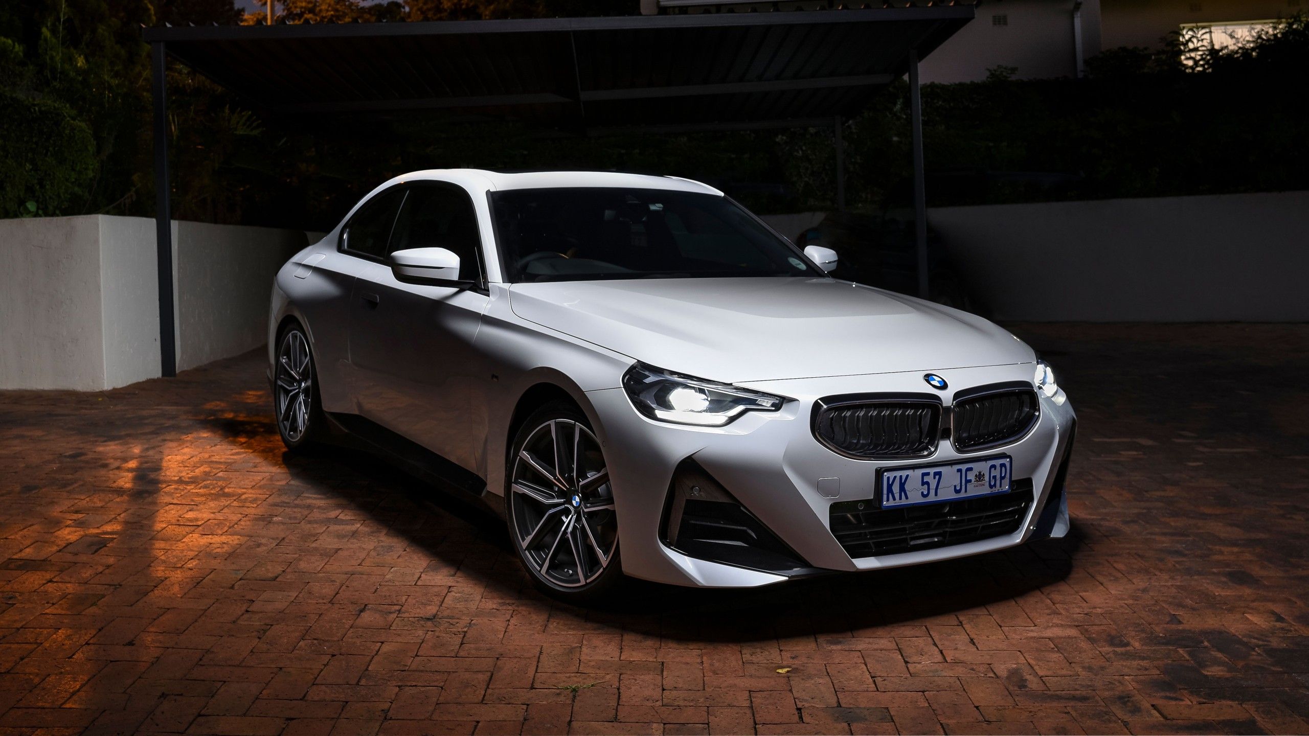 2560x1440 BMW 220i Coupé M Sport 2022 5K Wallpaper Car Wallpaper