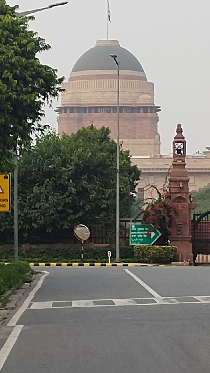 736x1308 Rashtrapati bhawan New Delhi. Raisina hill, Delhi wallpaper, Bharat