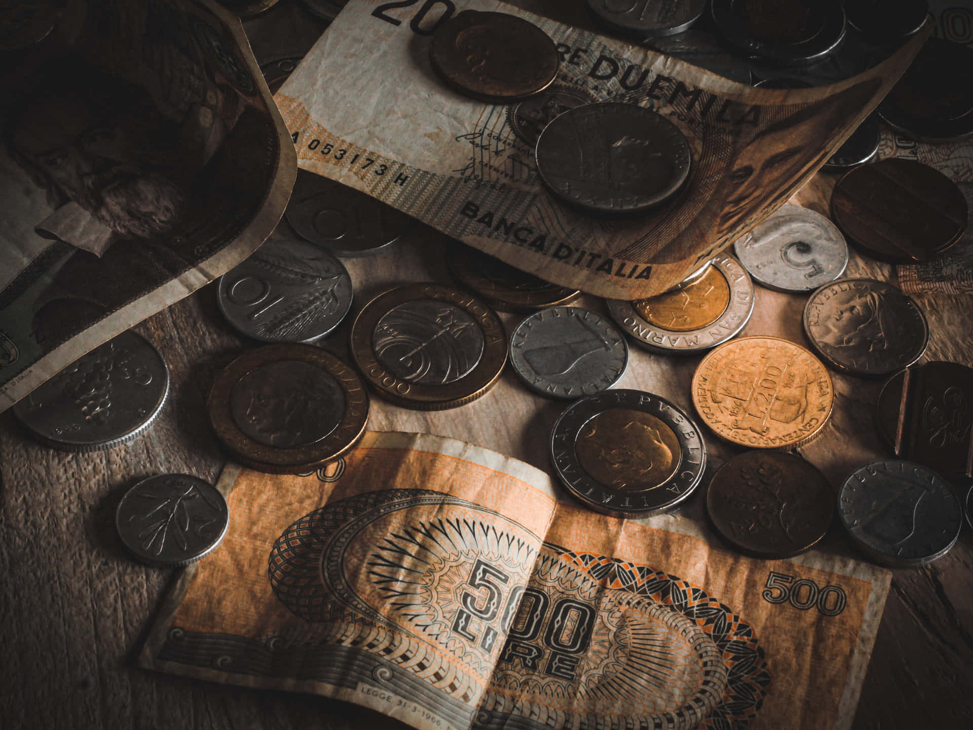 1920x1440 Old Money PC Wallpaper