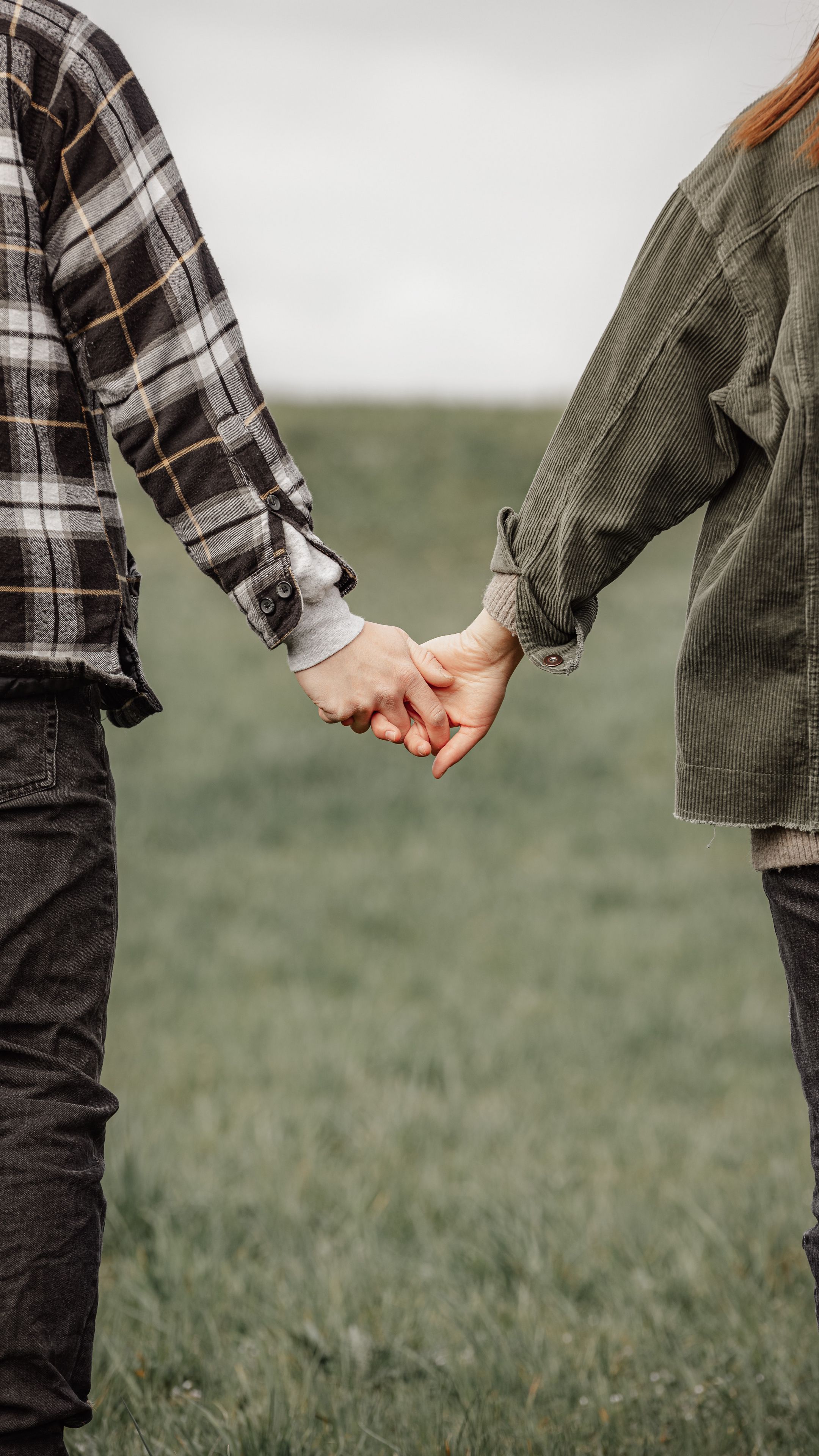 2160x3840 Download wallpaper 2160x3840 couple, love, hands, touch samsung galaxy s s note, sony xperia z, z z z htc one, lenovo vibe HD background