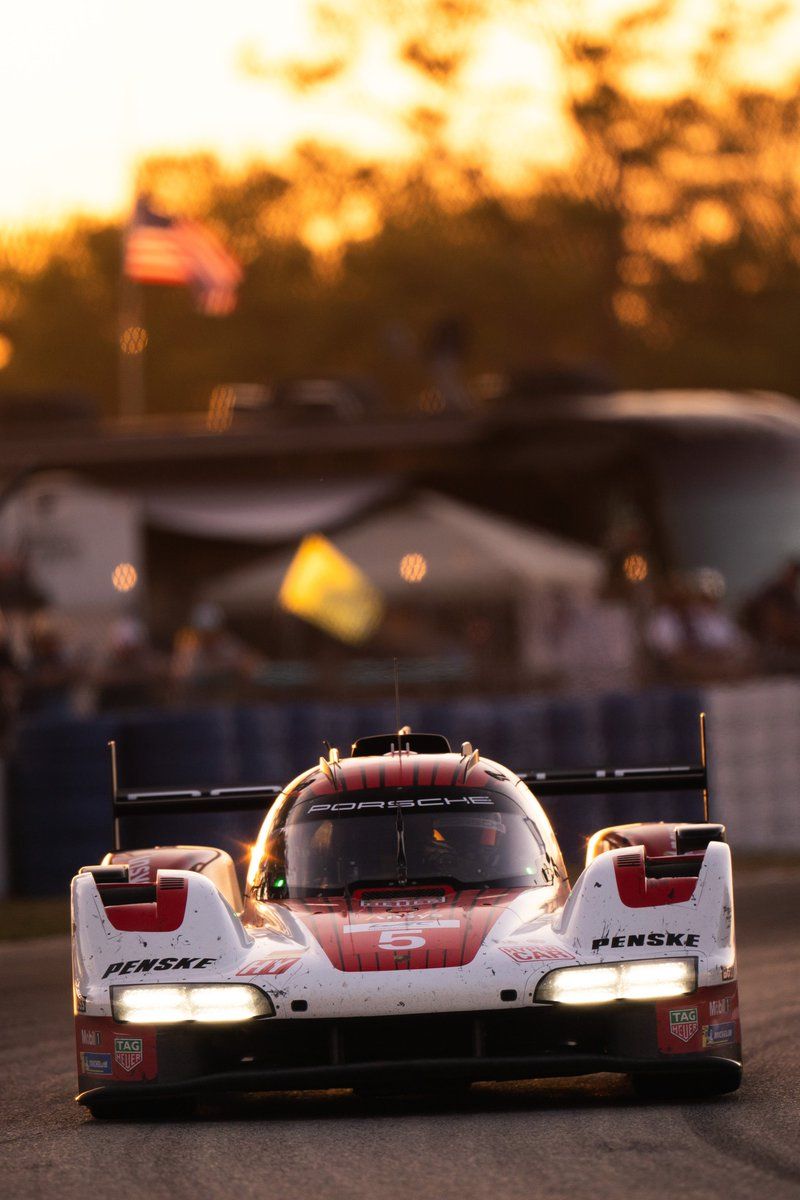 800x1200 Porsche Motorsport on X: #WallpaperWednesday've got