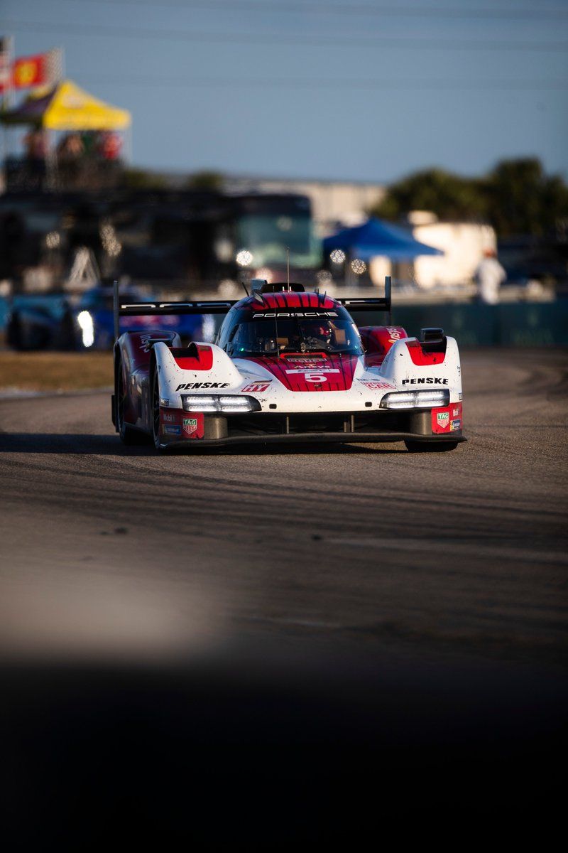 800x1200 Porsche Motorsport on X: #WallpaperWednesday've got