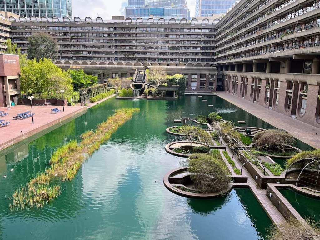 1024x768 Amazing Architectural Details To Spot At The Barbican London History