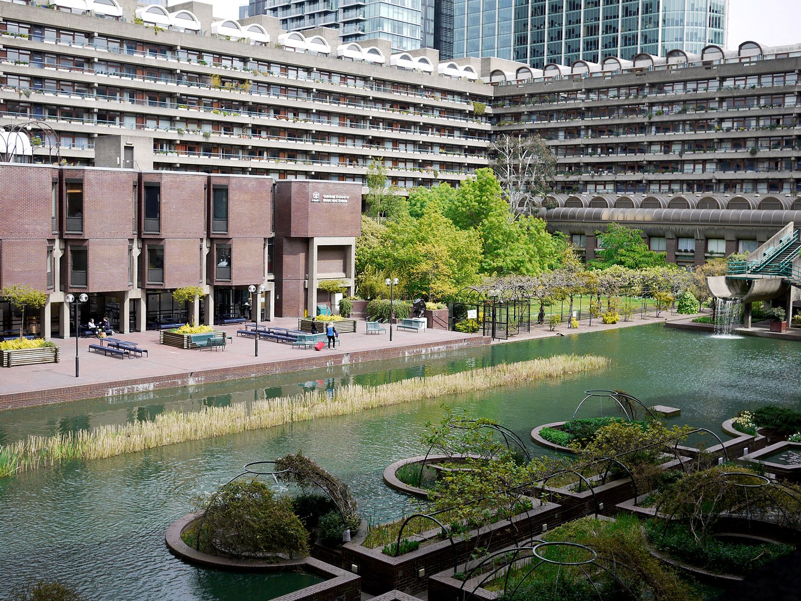 1650x1238 Brutalist beauty: the Barbican Estate's value soars