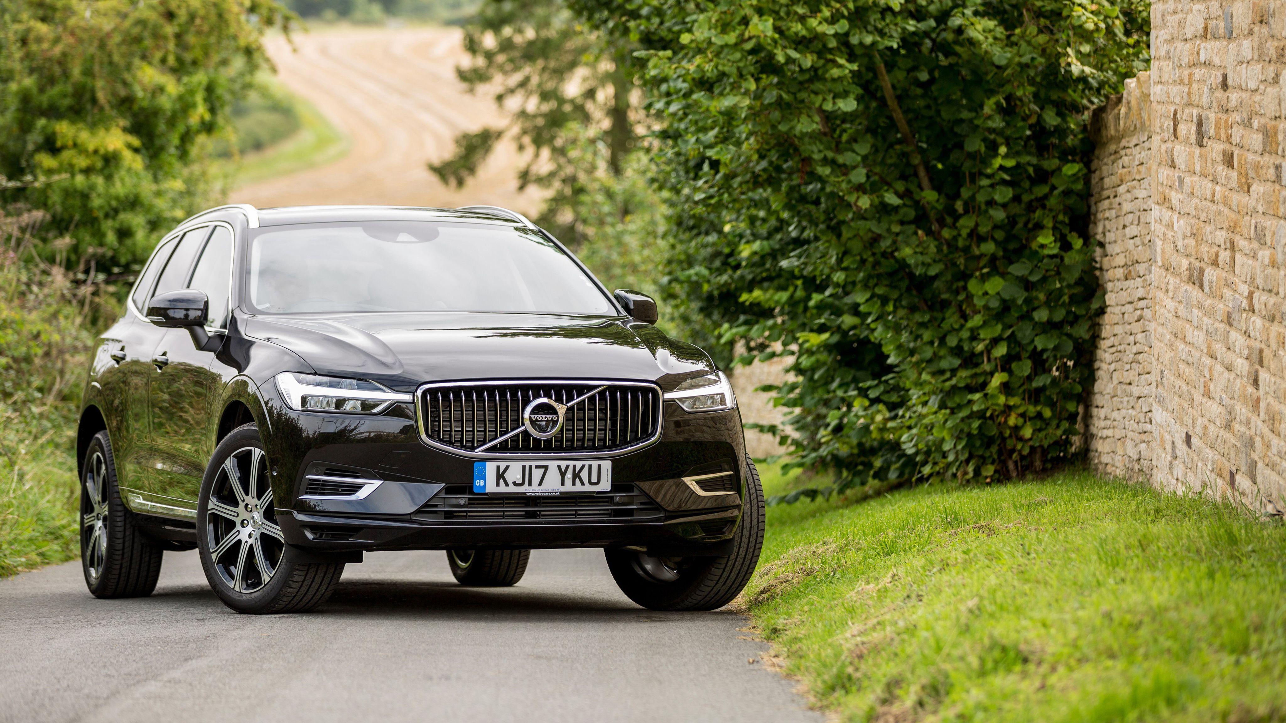 4096x2304 Volvo XC60 T8 Inscription .