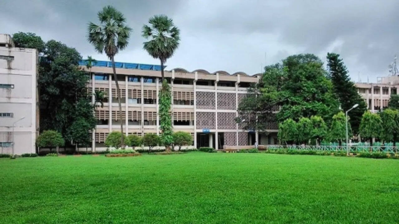 1280x720 IIT Bombay Photo Wallpaper Fees Cut Off admission process: Indian Institute of Technology Bombay inside photo HD wallpaper, nirf ranking cut off fees Structure. Times Now Navbharat
