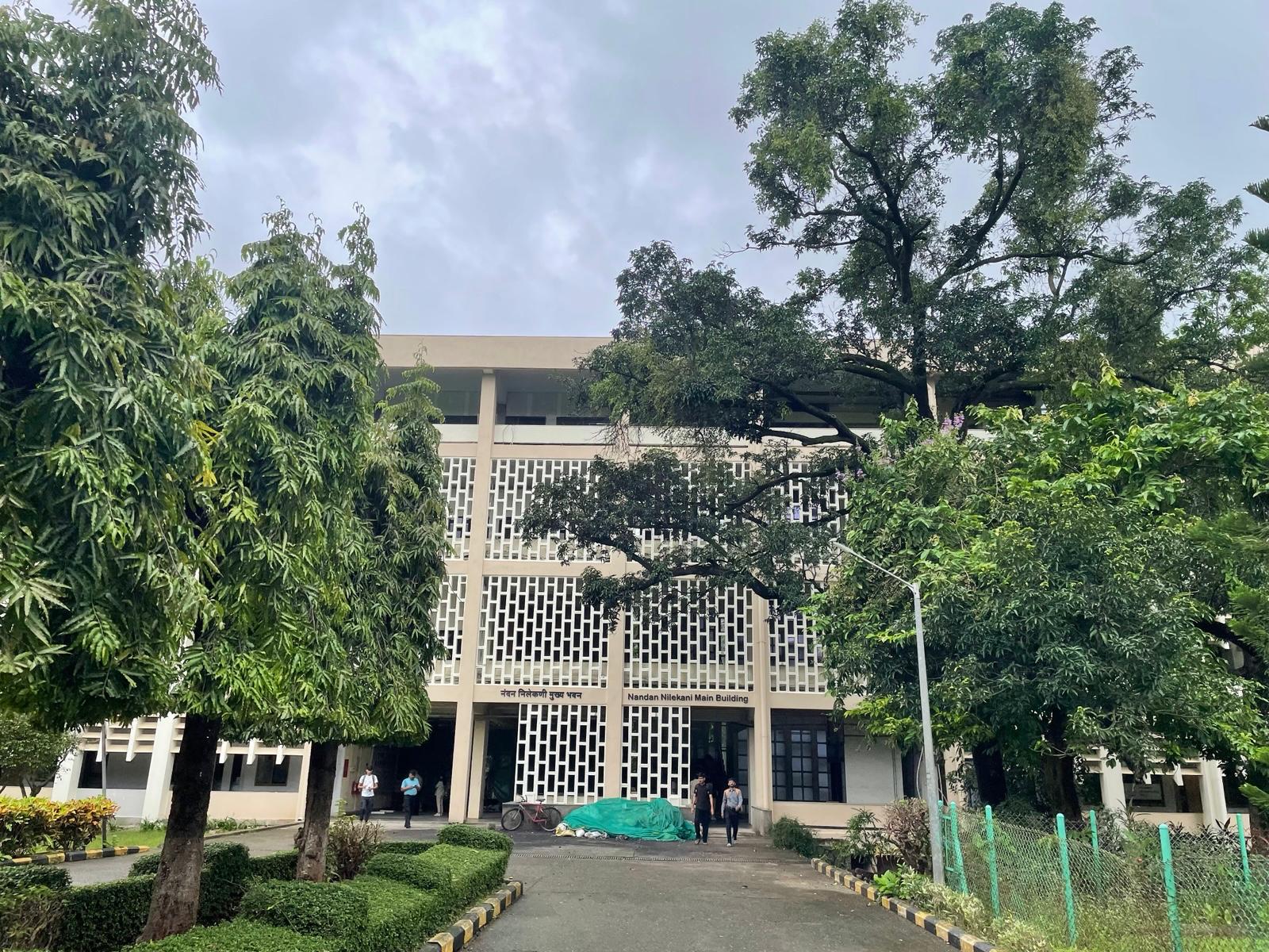 1600x1200 IIT Bombay Gallery