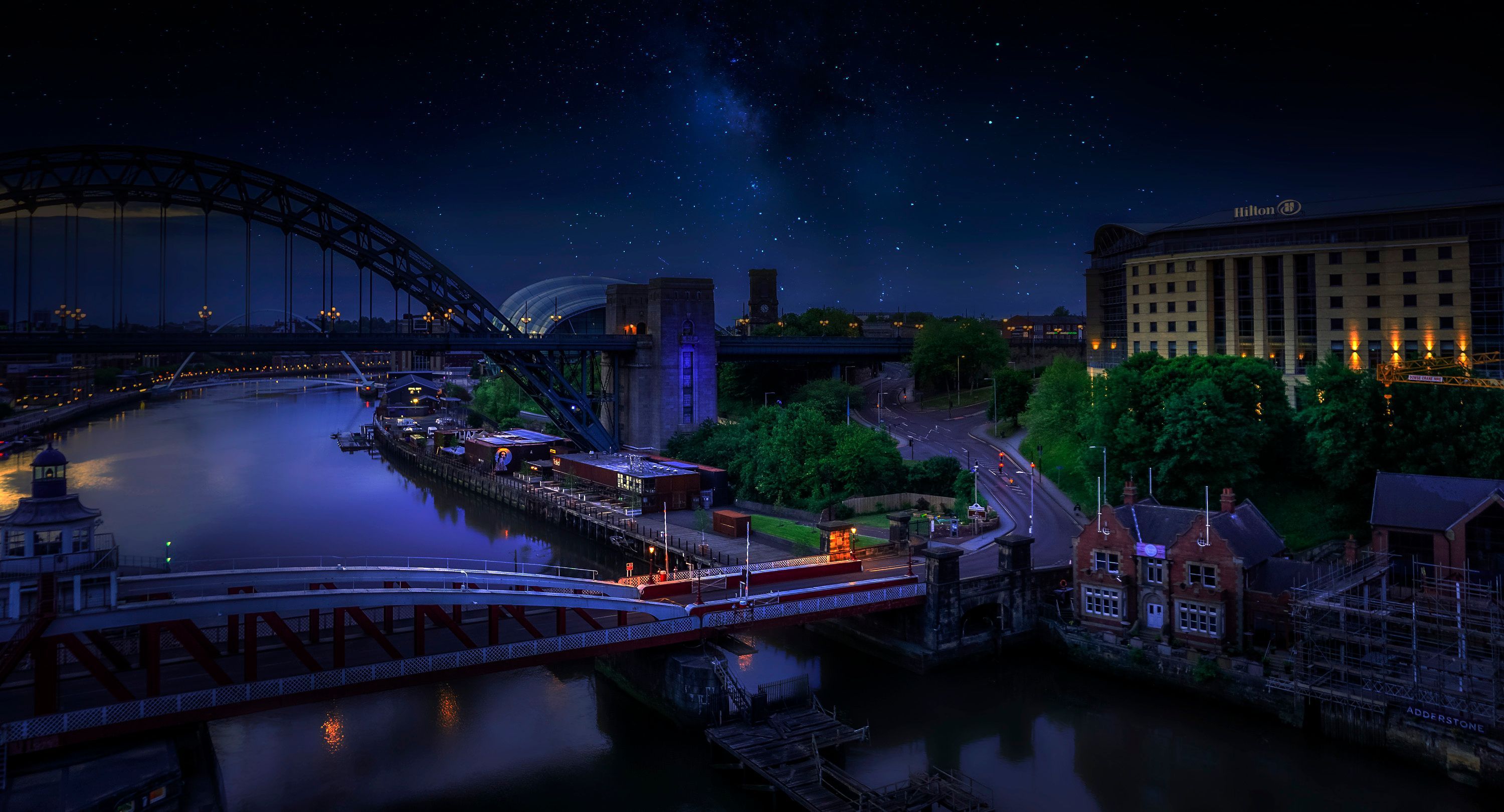 3000x1621 Tyne Bridge at Night · Free
