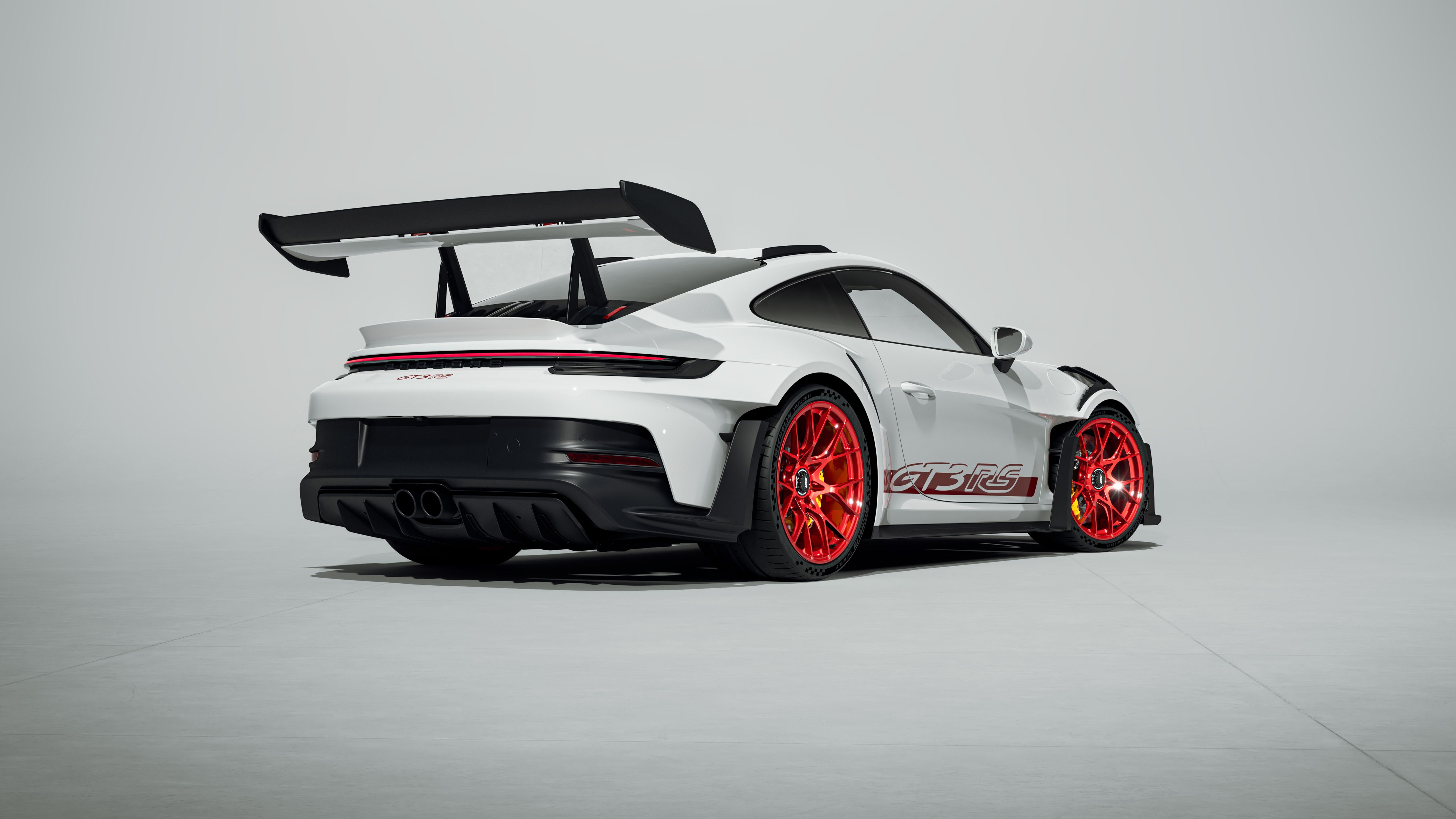 5120x2880 Porsche 911 GT3 RS White Wallpaper Car Wallpaper