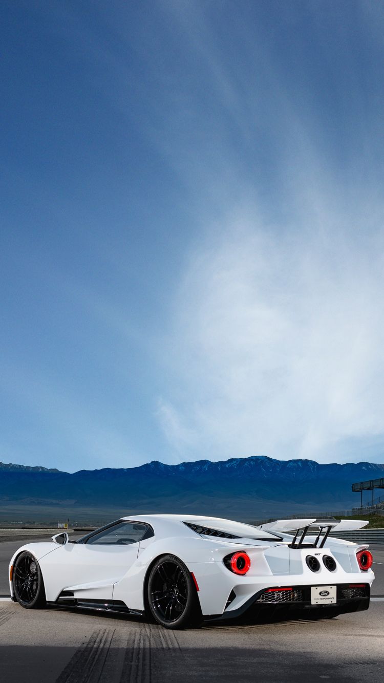 750x1334 White Car iPhone Wallpaper