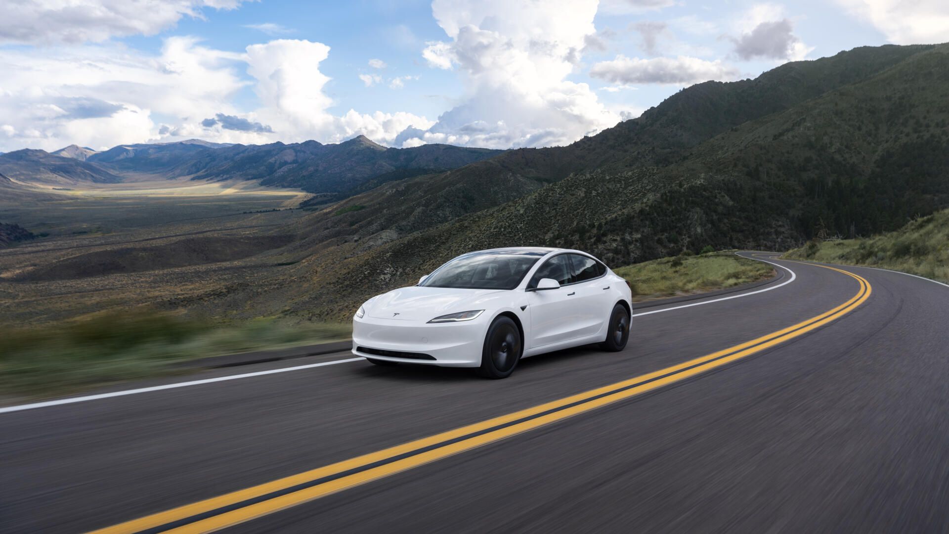 1920x1080 White Tesla Model 3