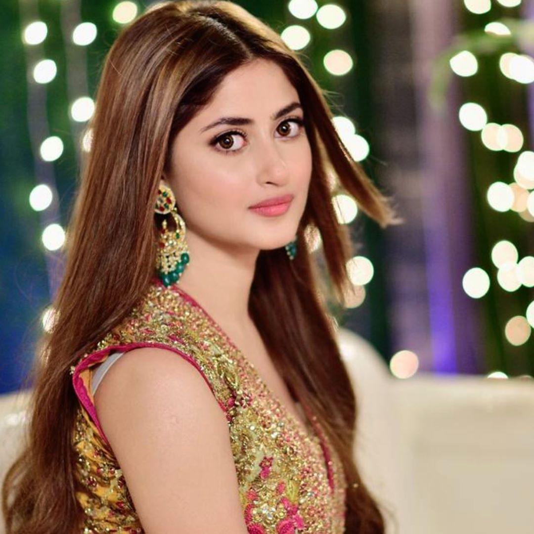 Sajal Aly Wallpapers Top Free Sajal Aly Backgrounds WallpaperAccess sajal-aly-wallpapers-top-free-sajal-aly-backgrounds-wallpaperaccess