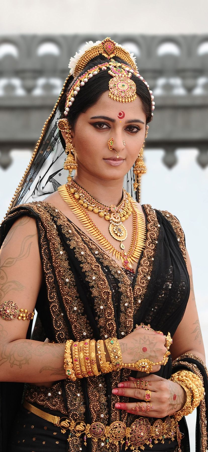 828x1792 Phone wallpaper: Anushka Shetty, Celebrity 1383036