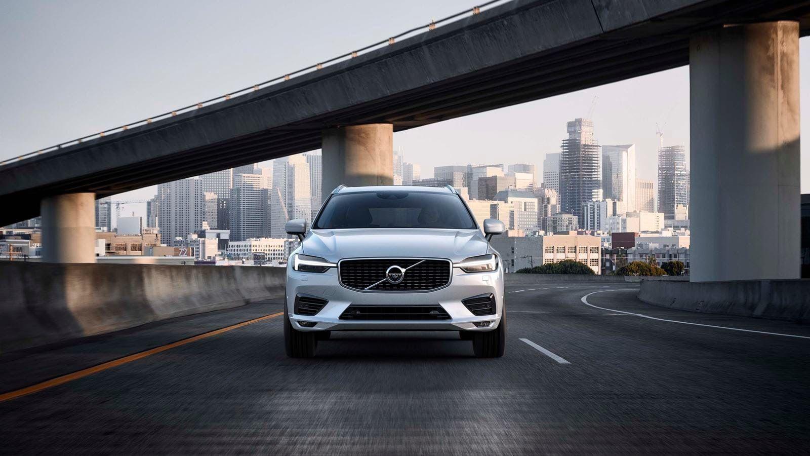 1600x900 New 2021 Volvo XC60 T5 AWD
