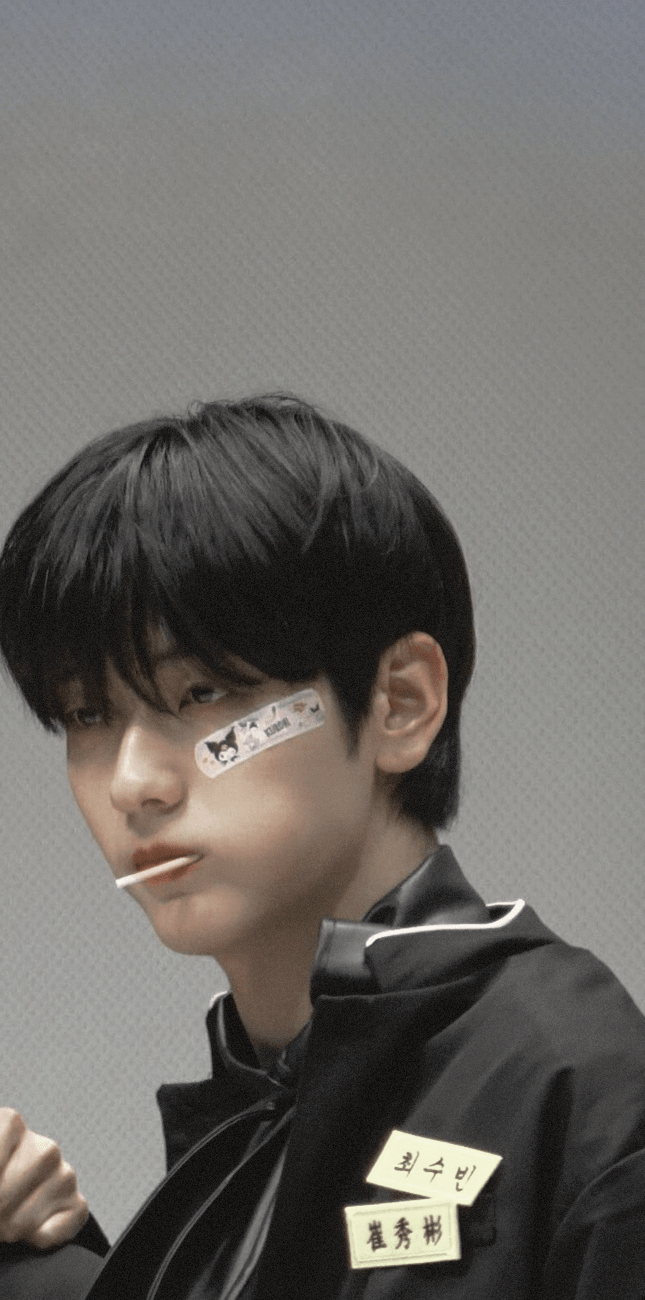 645x1300 soogyu matching lockscreens! please like or reblog