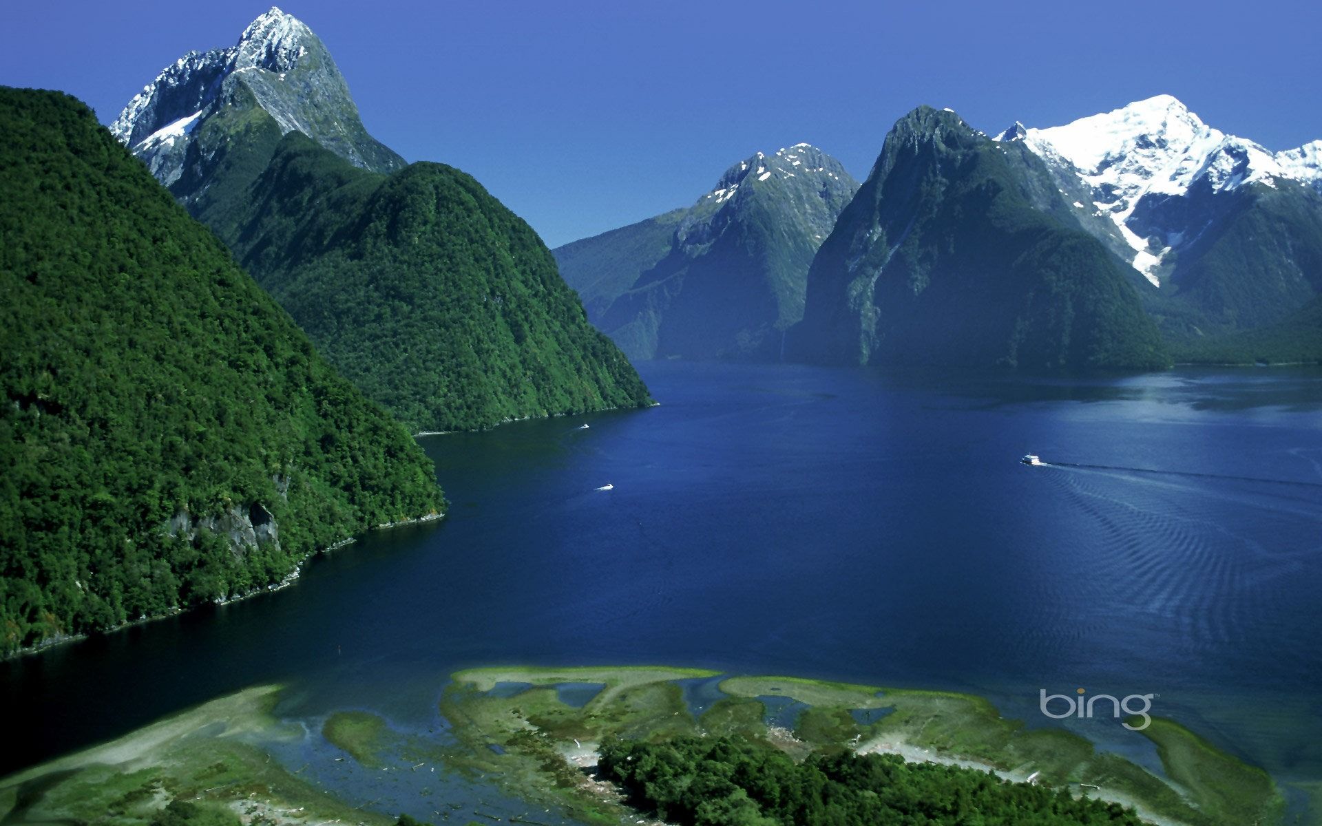1920x1200 Lion Peak above Milford Sound Fjordland National Park New Zealand