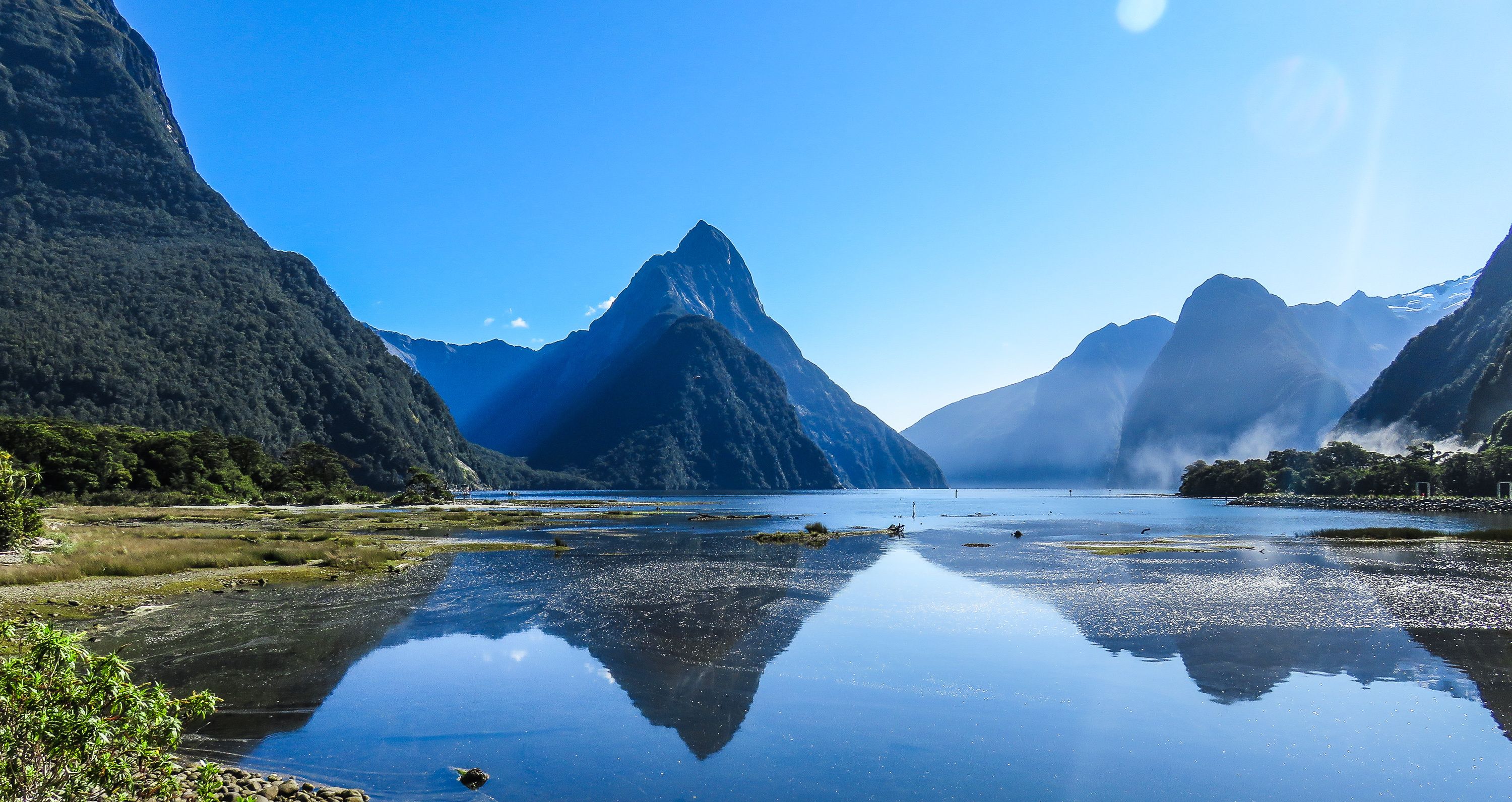 3000x1592 Milford Sound Wallpaper