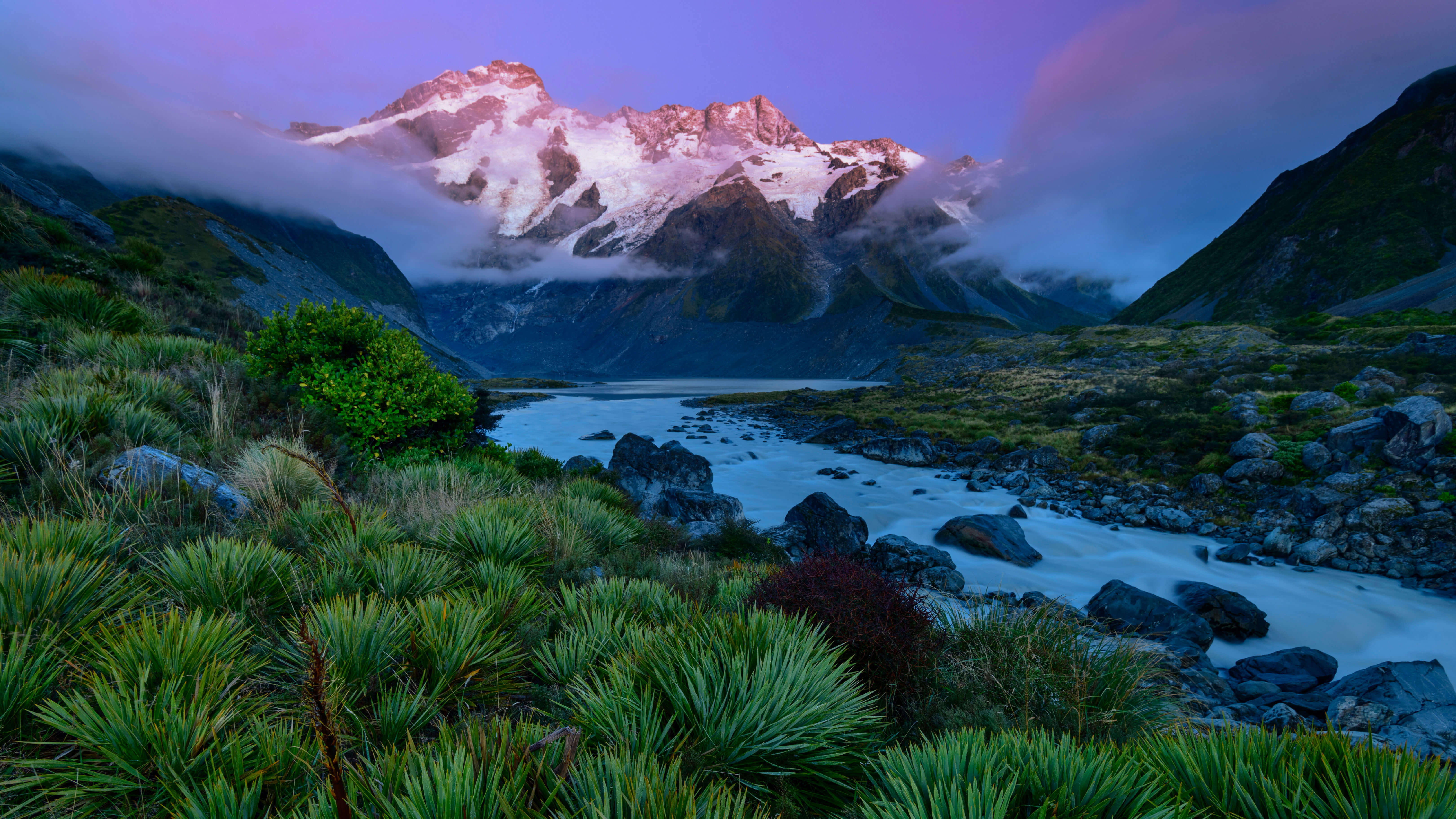 6484x3647 A gorgeous New Zealand peak