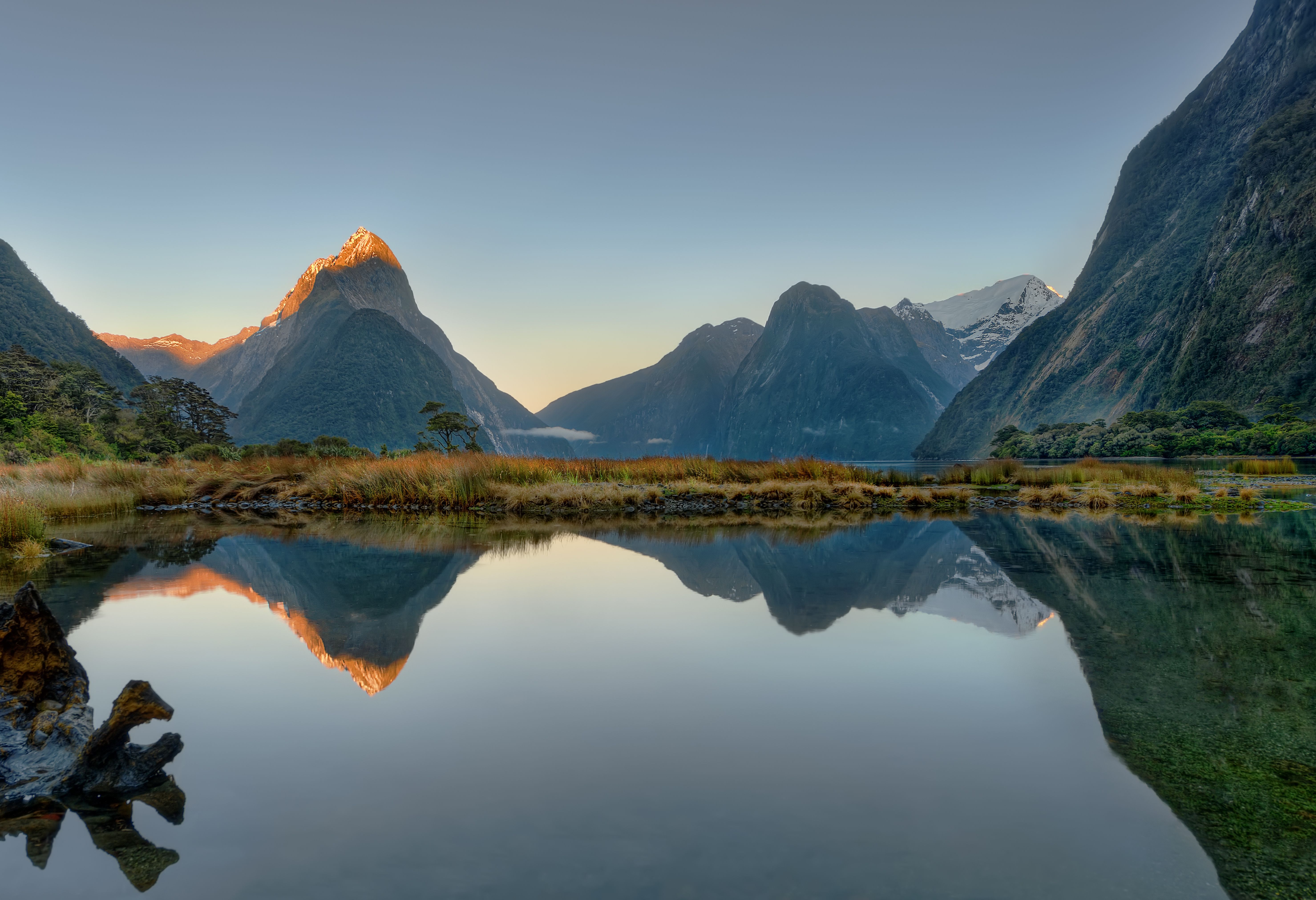 5915x4048 Mitre Peak Phone Wallpaper: Free 4K & HD Downloads