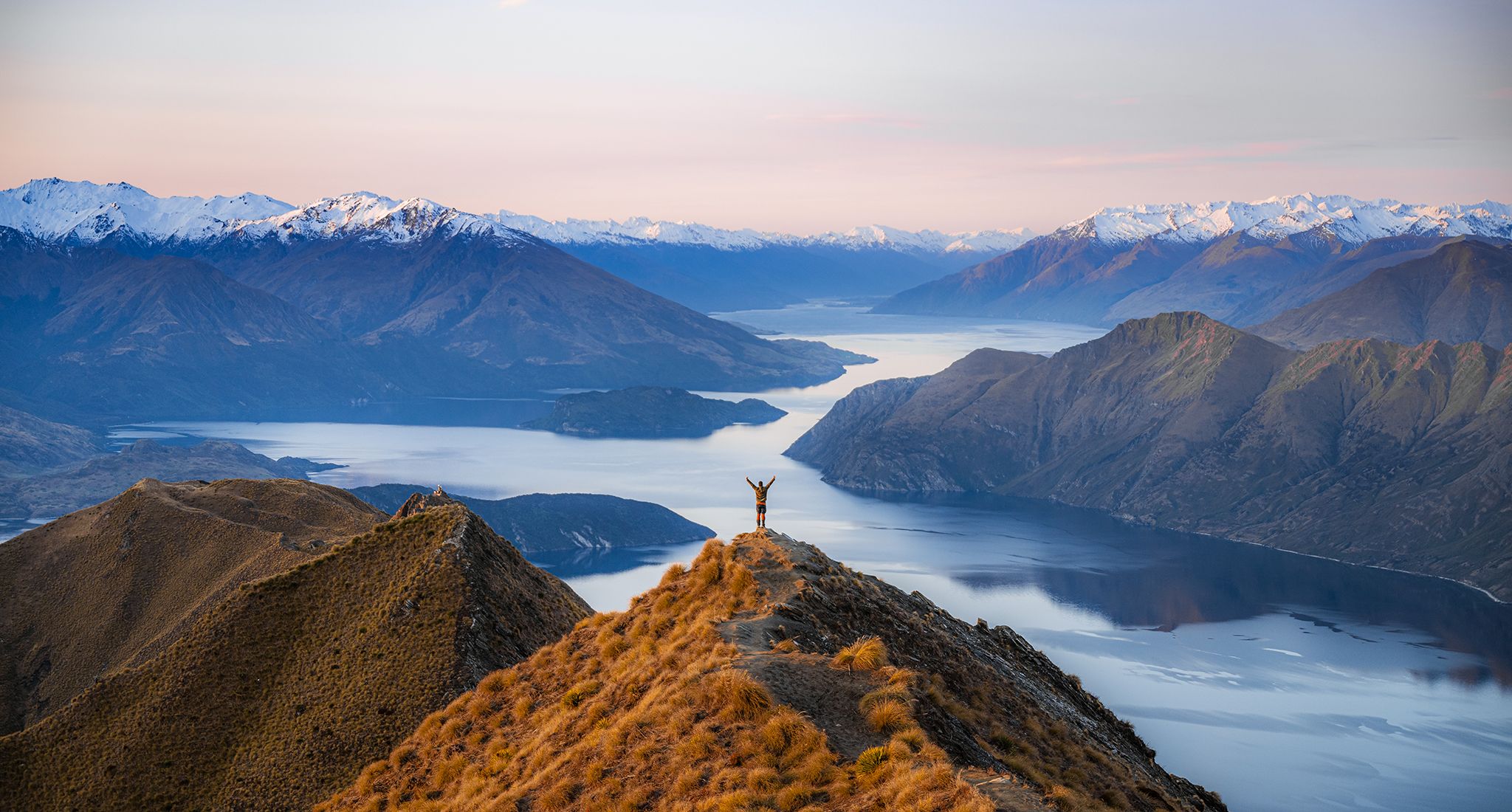 2048x1100 Roy's Peak: Chasing the Sunset in Wanaka Jægergaard