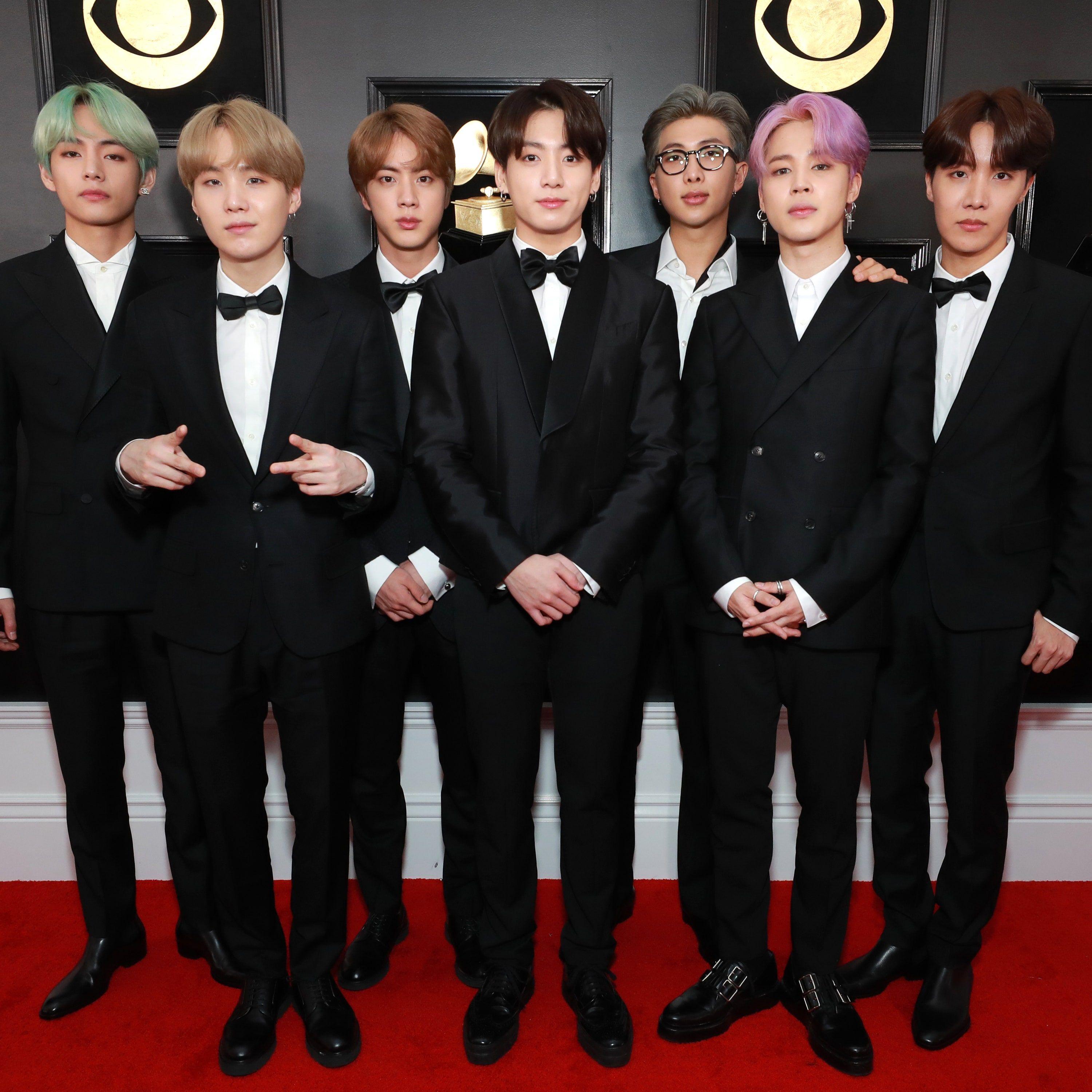 3000x3000 Outfits BTS Wore to the 2019 Grammy .