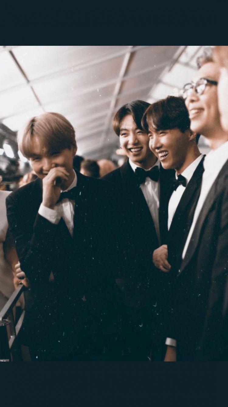 750x1334 BTS Grammy