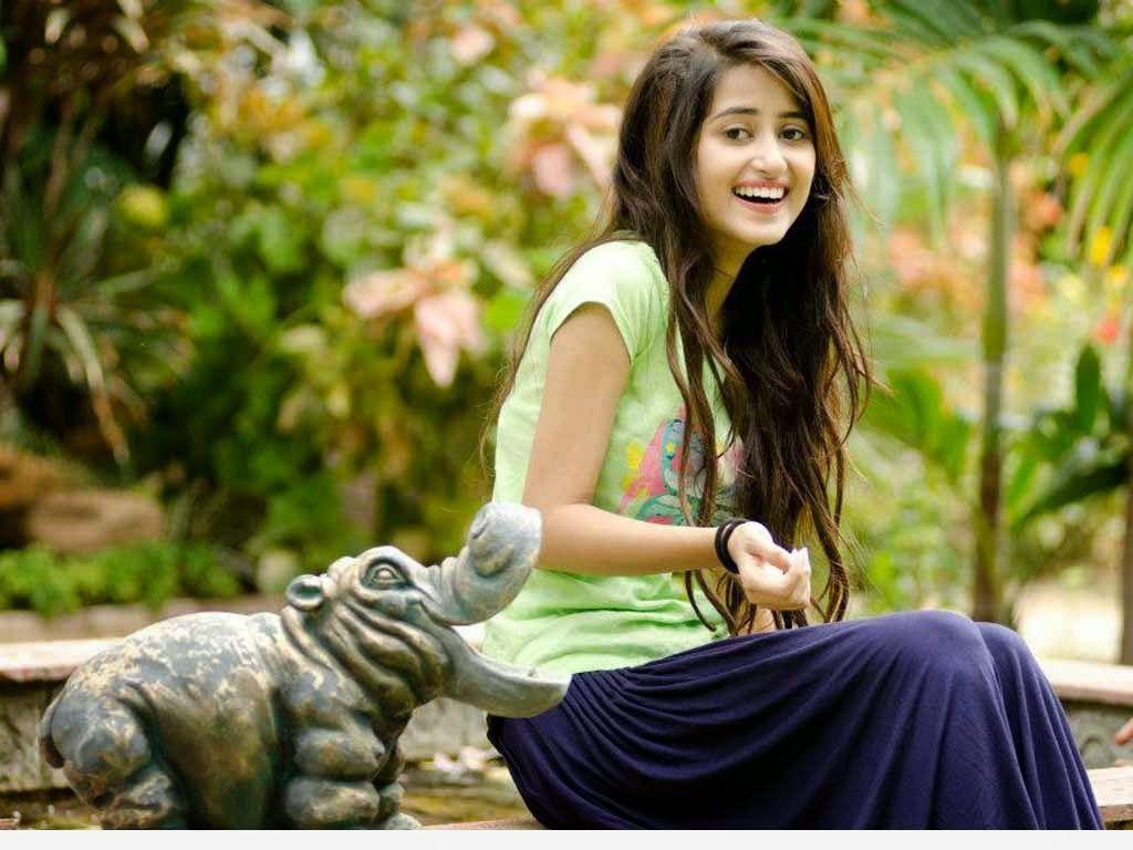 1024x768 Bollywood was never my dream: Sajal Aly .
