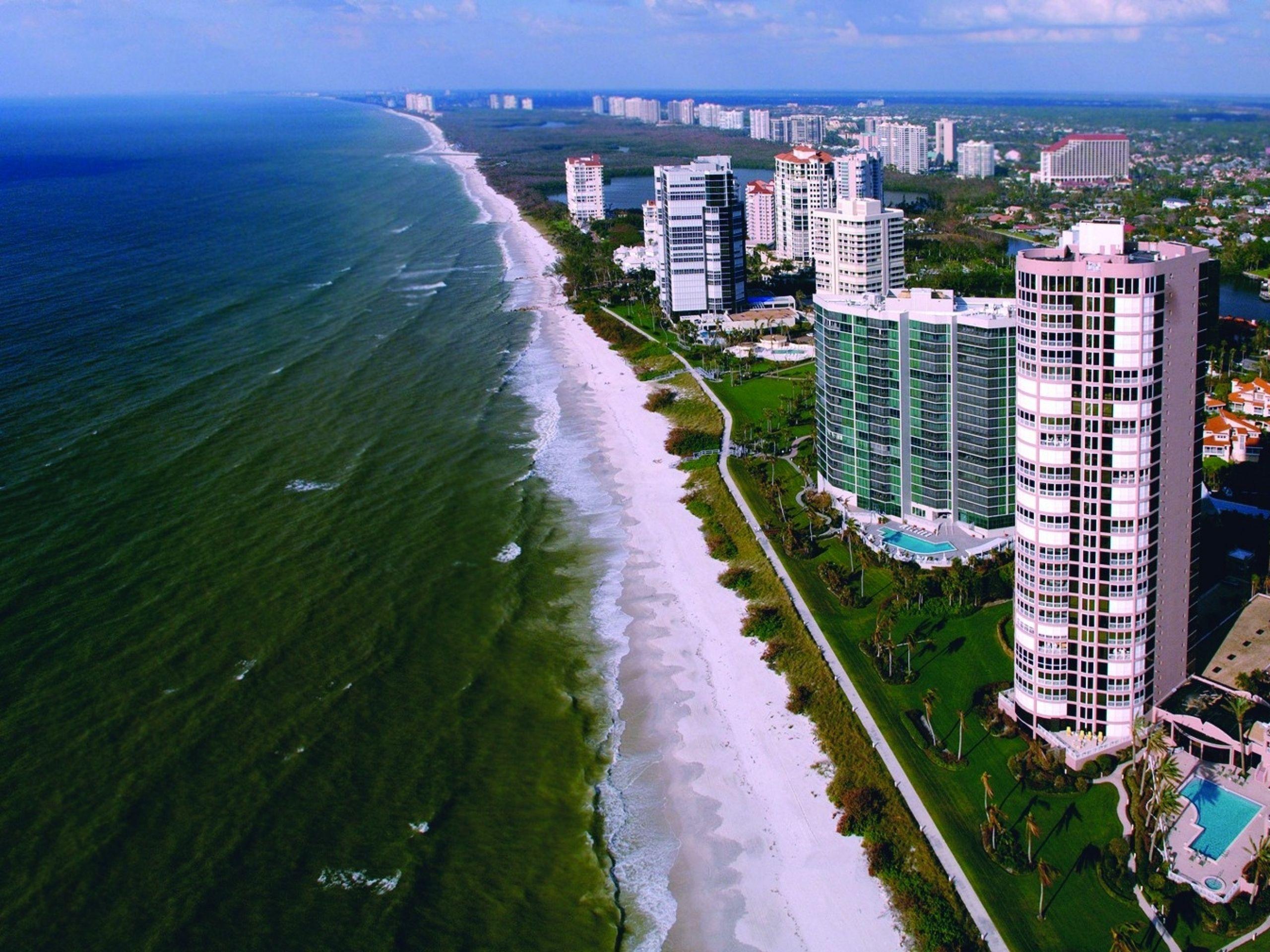 2560x1920 Ocean Buildings City Beach wallpaper .