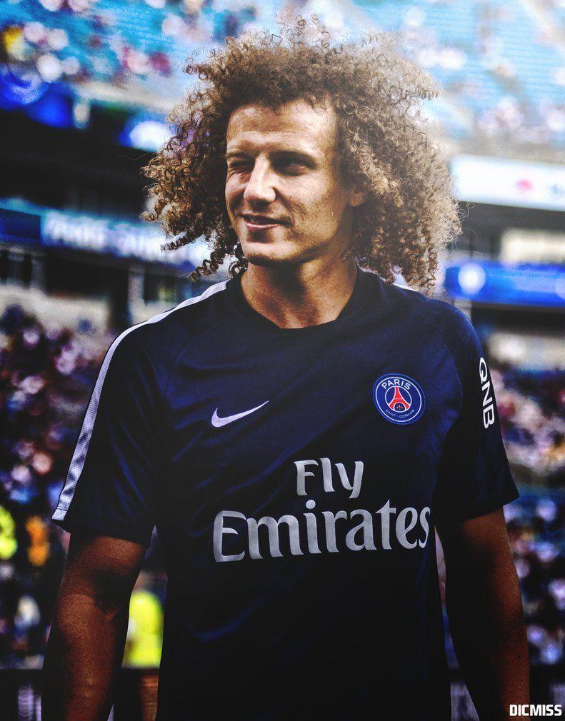 791x1010 David Luiz