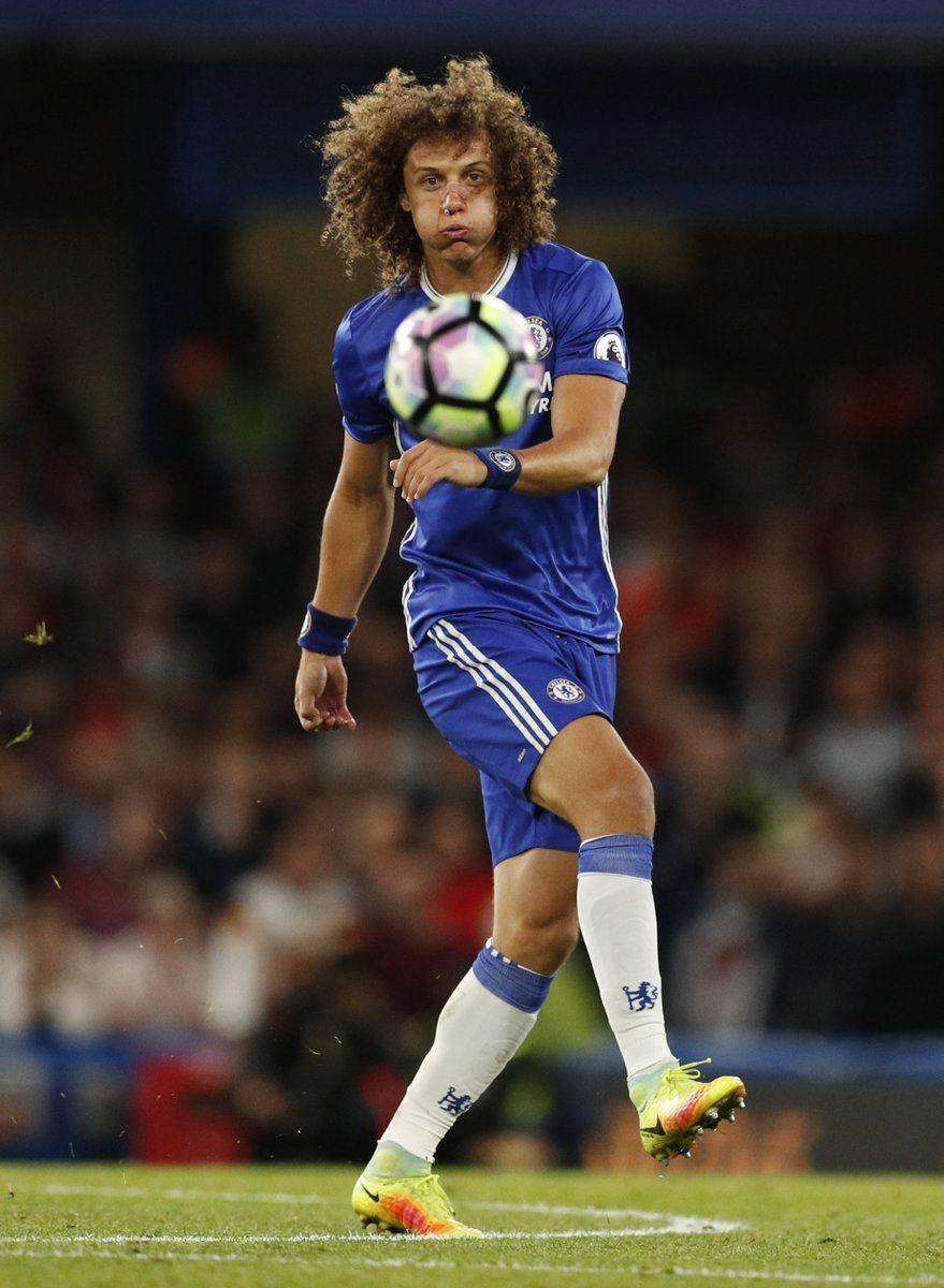 879x1200 vs. Liverpool: 91.5% pass accuracy .