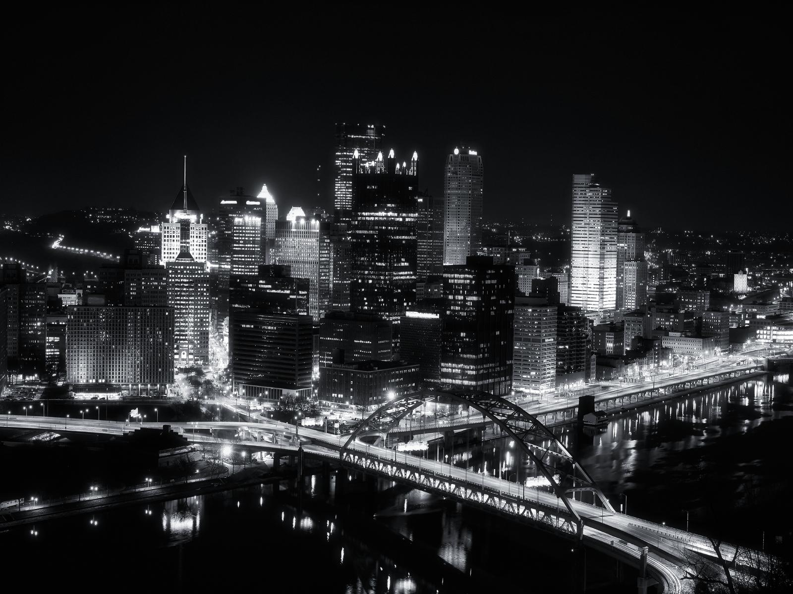 1600x1200 Black And White City Wallpaper .