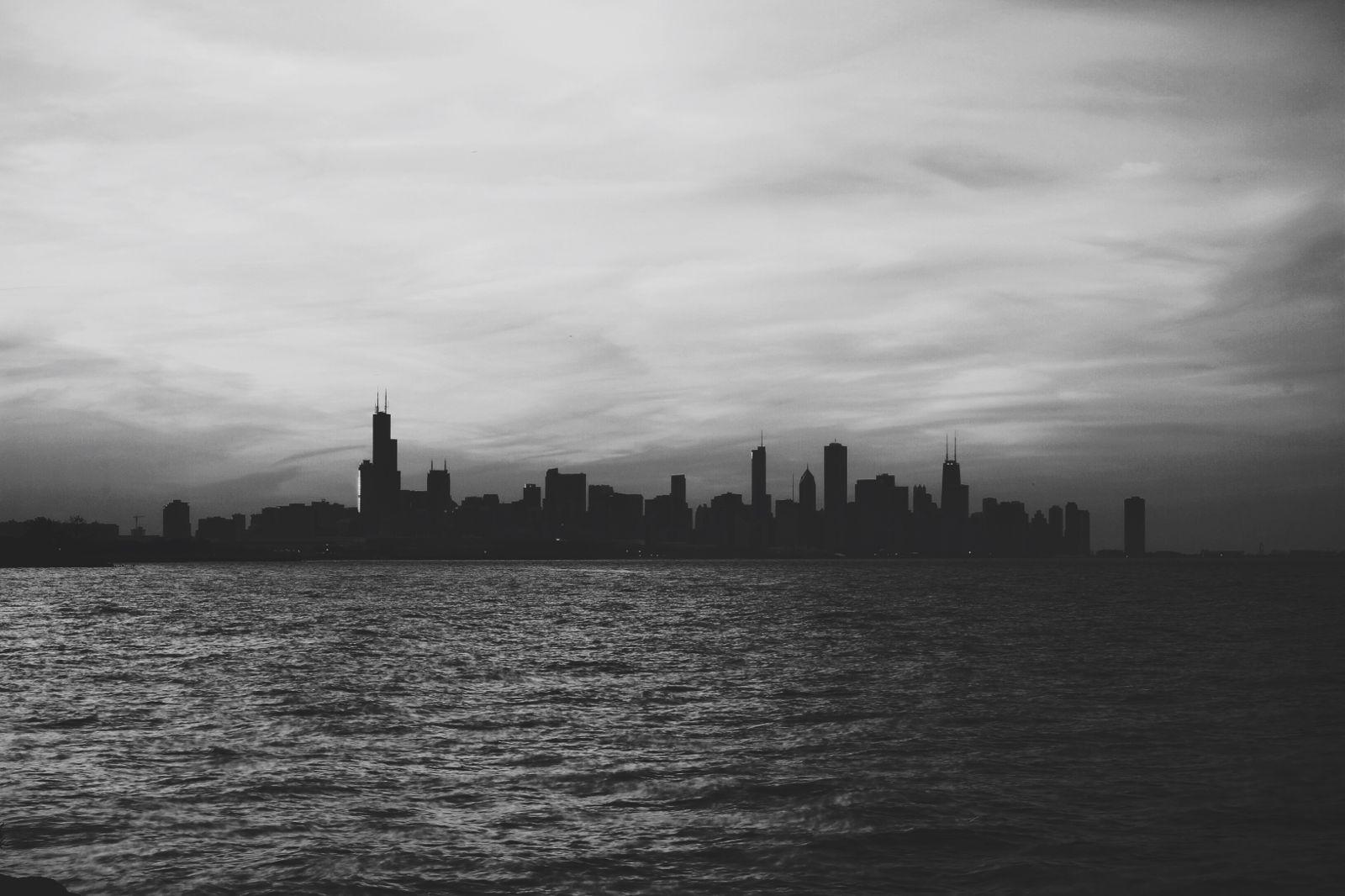 1600x1066 Sea Black And White City River Skyline .