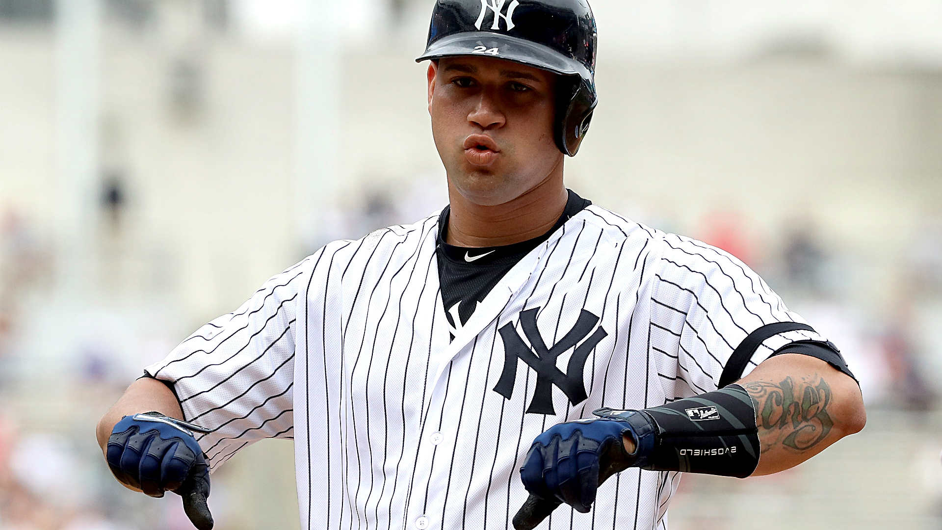 1920x1080 Fan at Yankee Stadium yells out catcher .