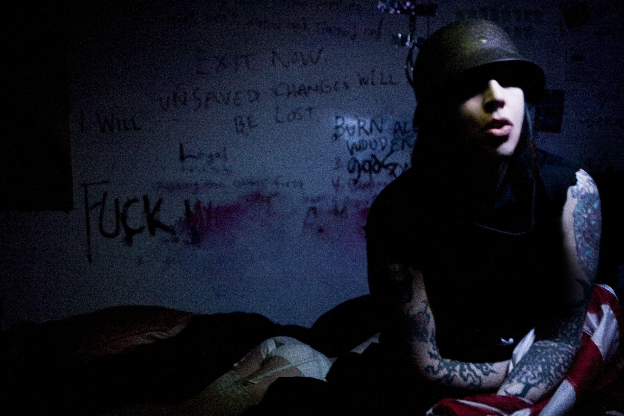 2400x1600 Marilyn Manson High end Of Low .