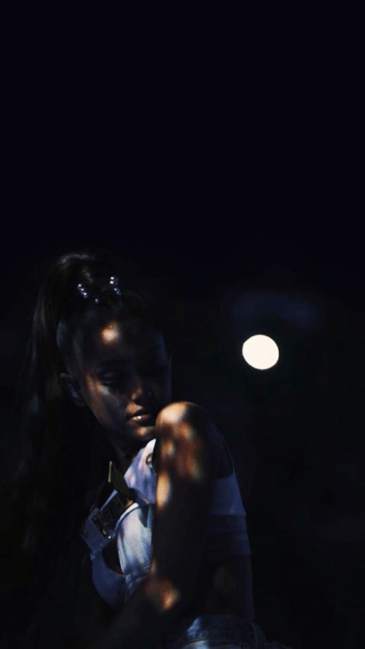 750x1334 Ari