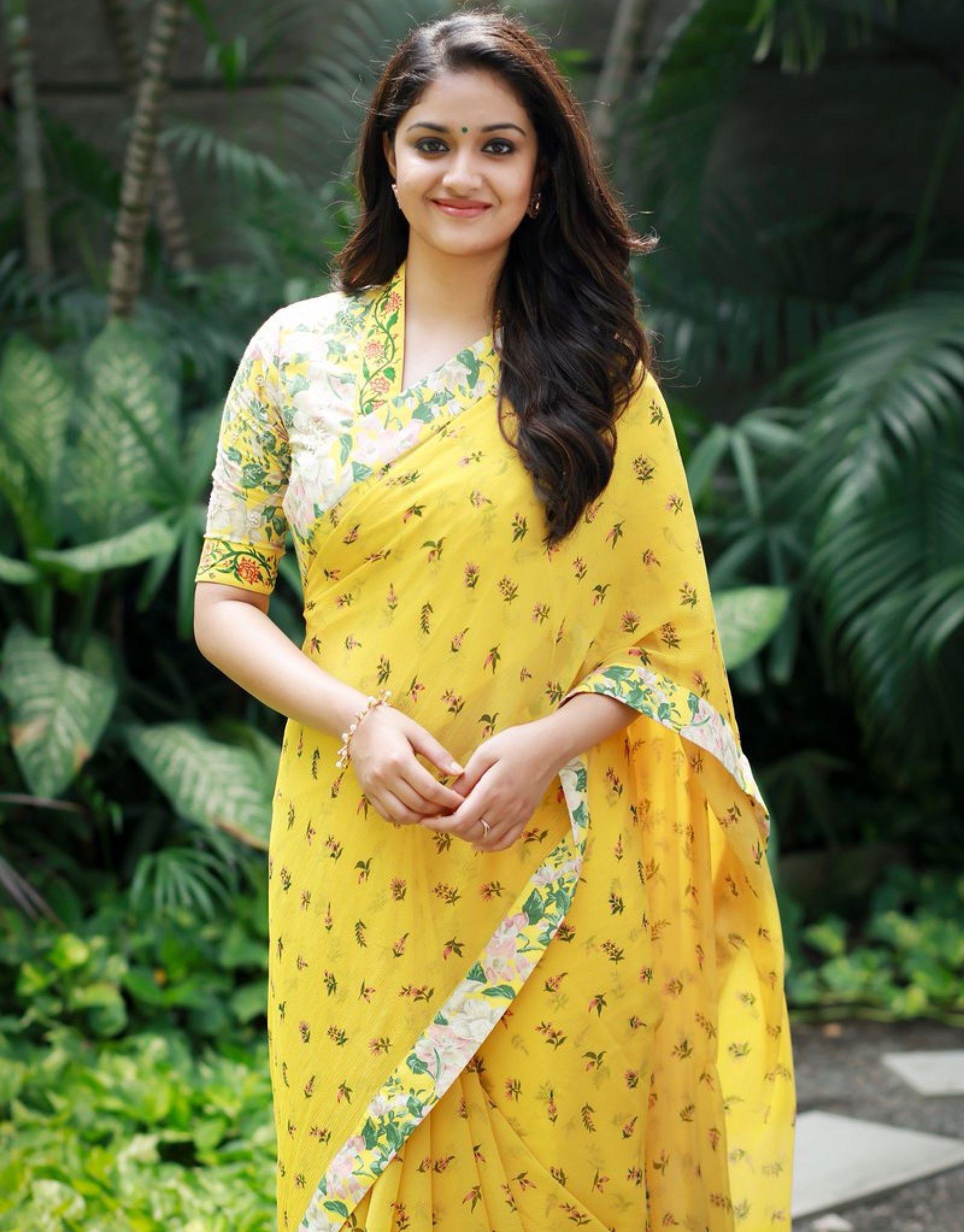 1600x2045 Cute Actress Keerthy Suresh Yellow .