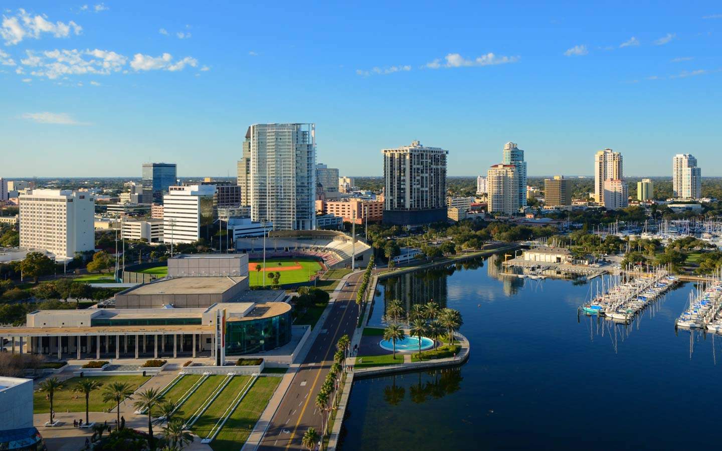 1440x900 Living in St Petersburg, FL. CityOf.