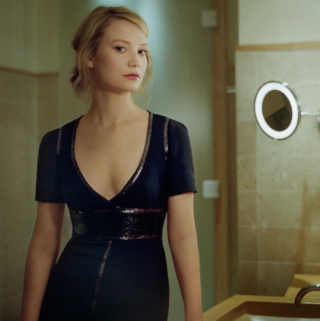 1261x1266 Mia Wasikowska Biography, Wallpaper .