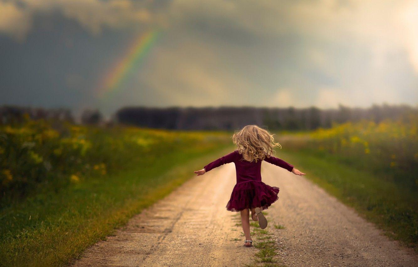 Girl Running Wallpapers Top Free Girl Running Backgrounds