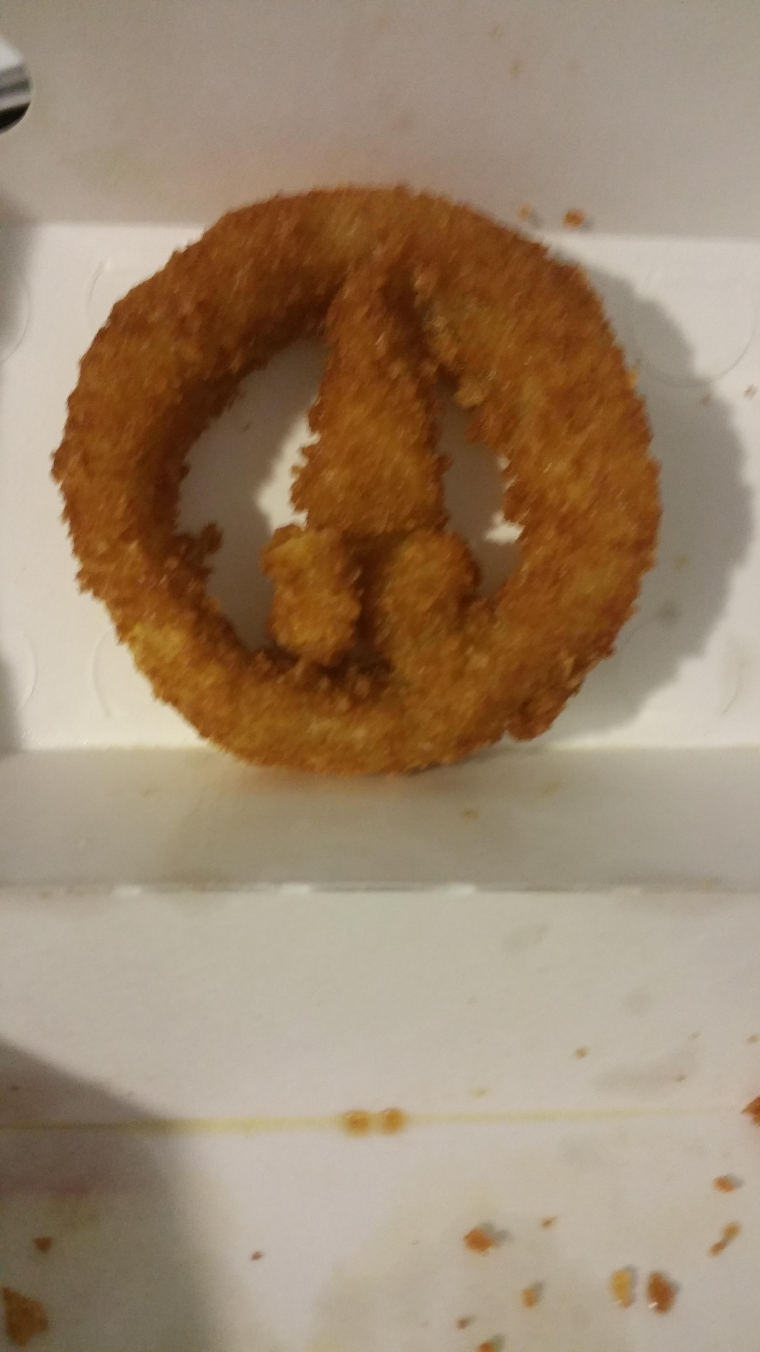 2988x5312 My onion ring has a penis inside it .