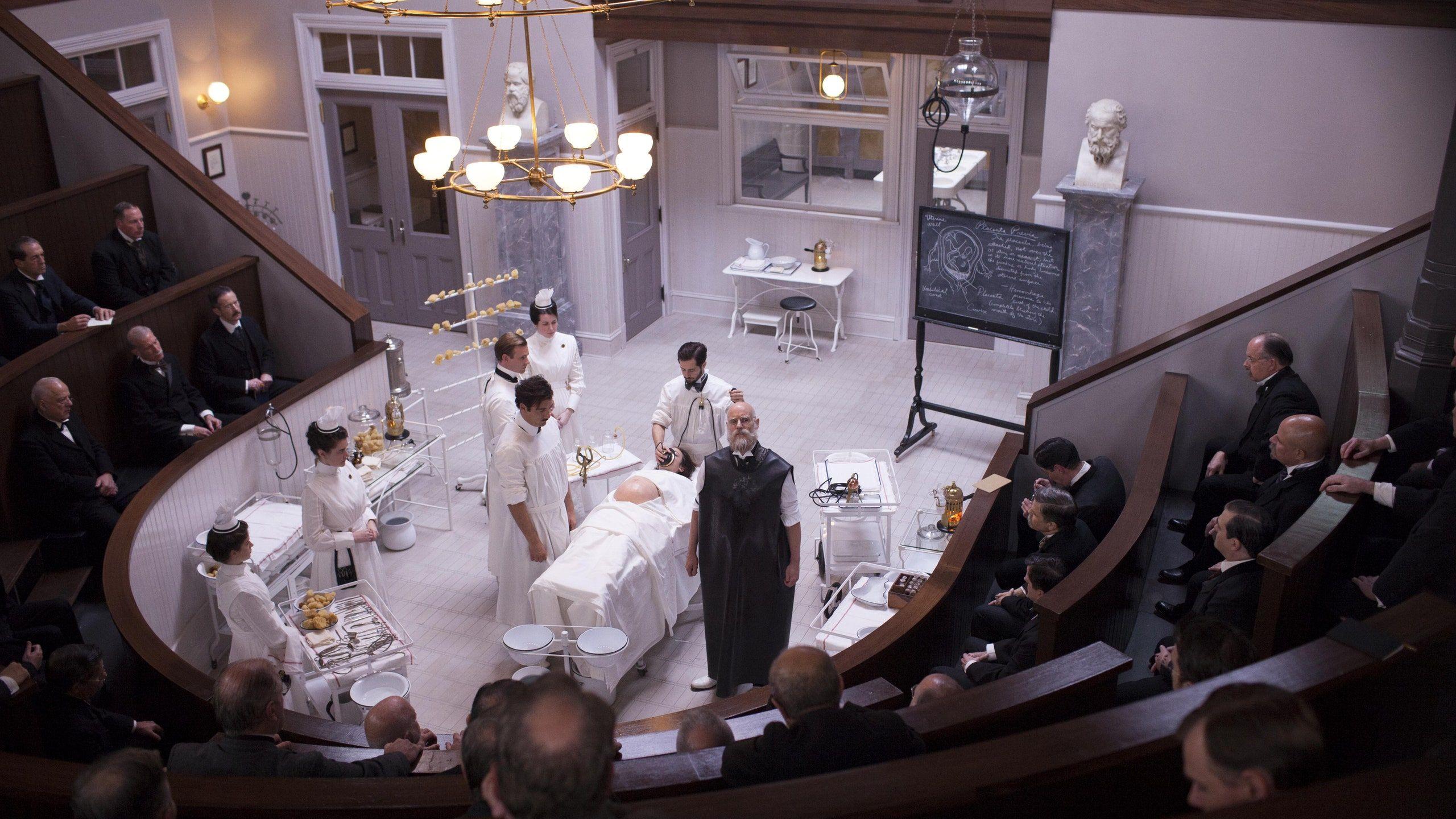 2560x1440 Stunning Sets on The Knick .