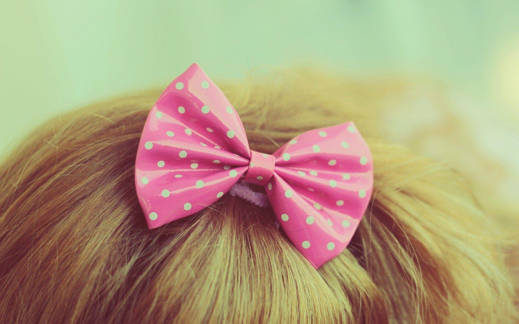 1680x1050 Blonde Bow Polka Dots Pink -
