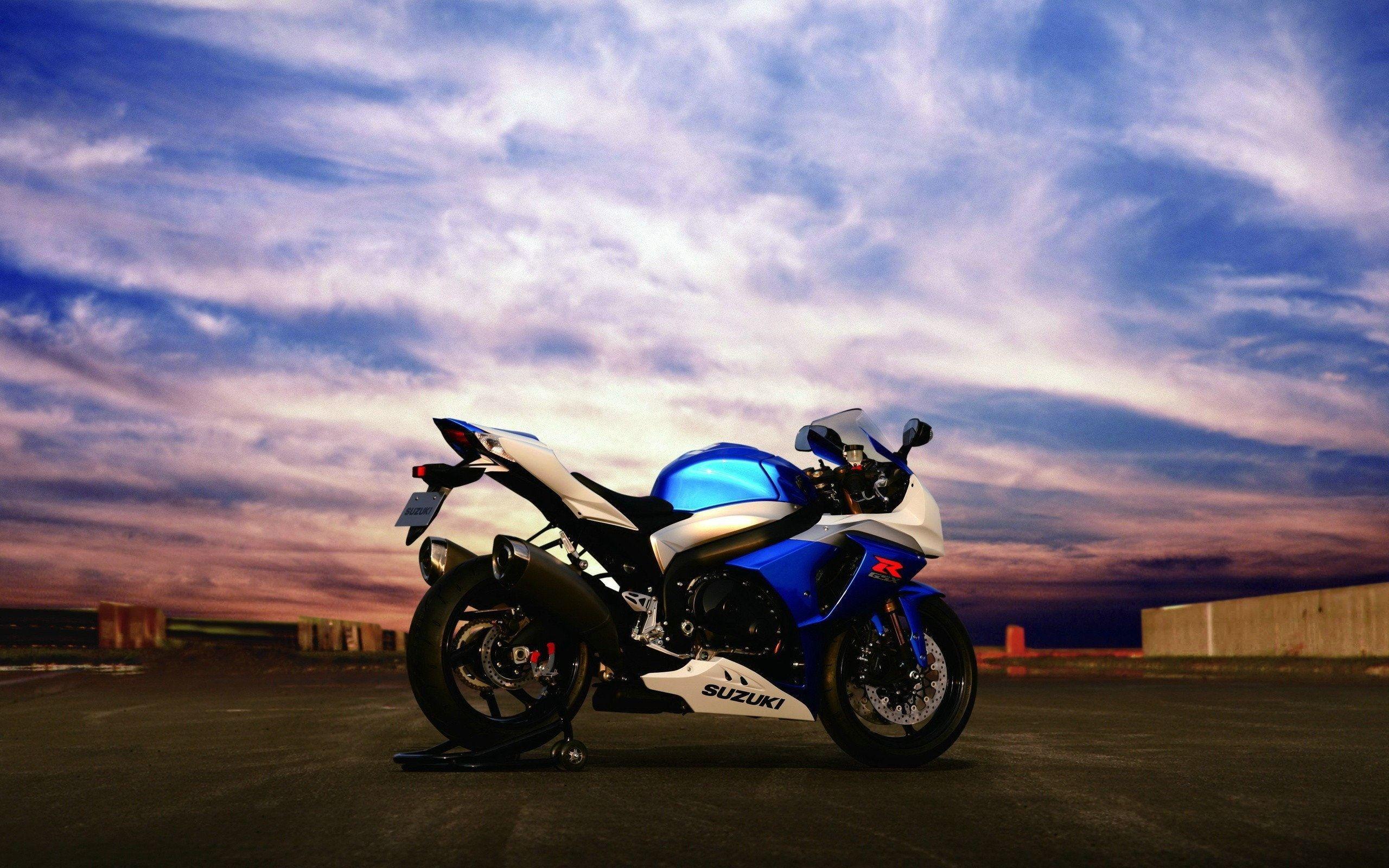 2560x1600 Suzuki Hayabusa Sports Bike Wallpaper .
