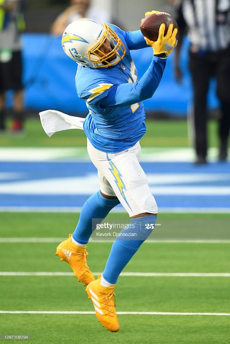 736x1103 Keenan Allen of the Los Angeles Chargers makes a catch for a first