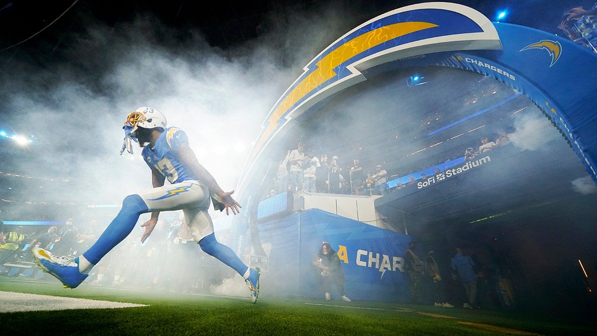 1200x675 Chargers' Keenan Allen addresses drops like only a wide receiver can