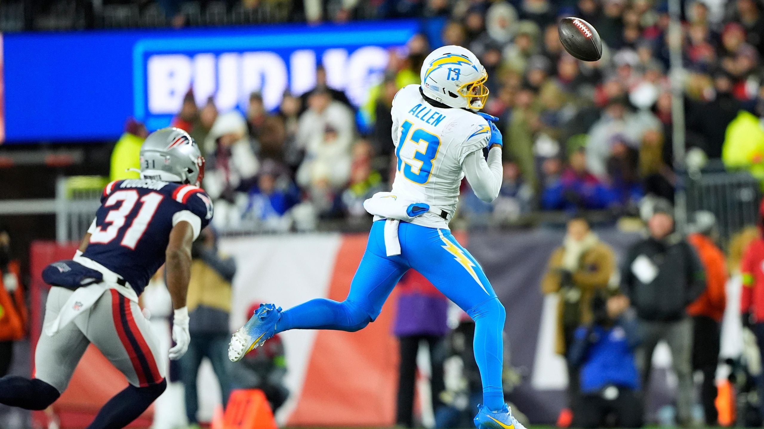 2560x1440 Keenan Allen Has 'Nightmares' After 'Super Painful' Chargers Loss to Patriots in NFL Playoffs