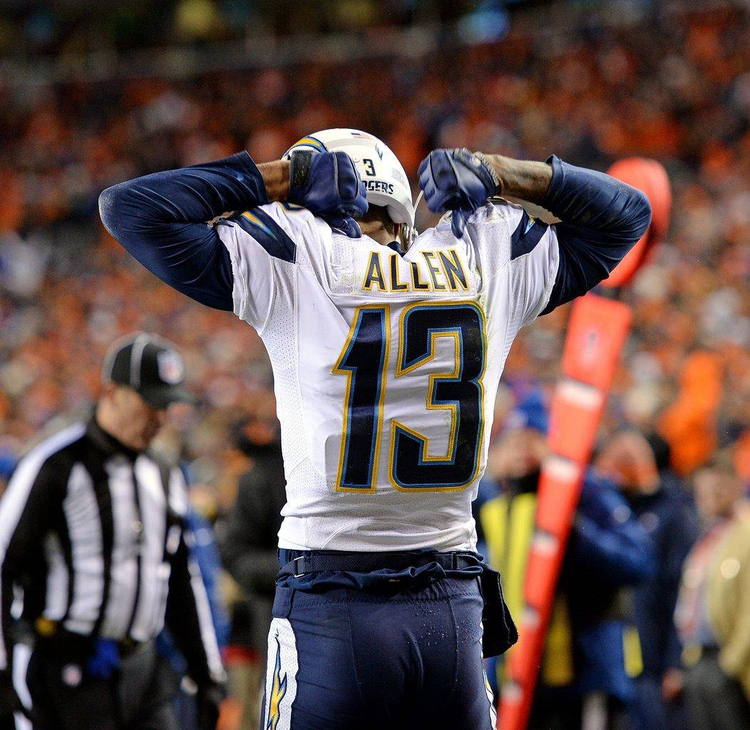 1052x1024 Download Keenan Allen Jersey 13 Wallpaper